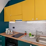 Guesthost - Bright Terrace Near *